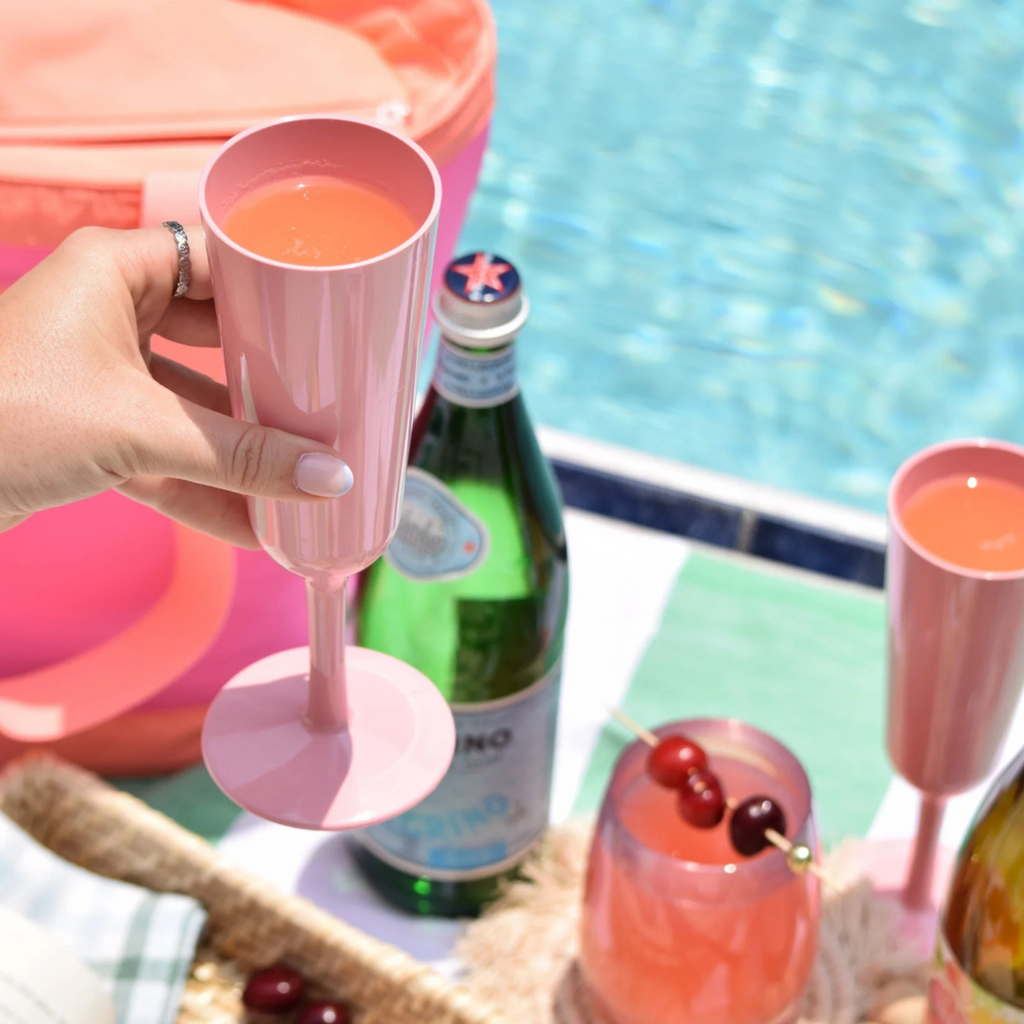 Clean Wine Meets the Clean Glass